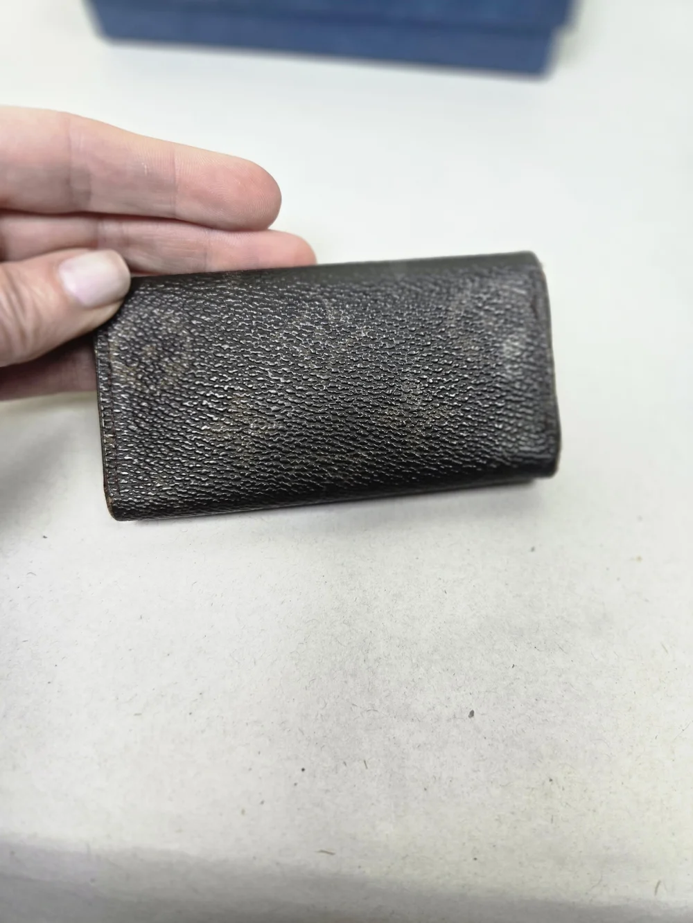 Louis Vuitton compact louis